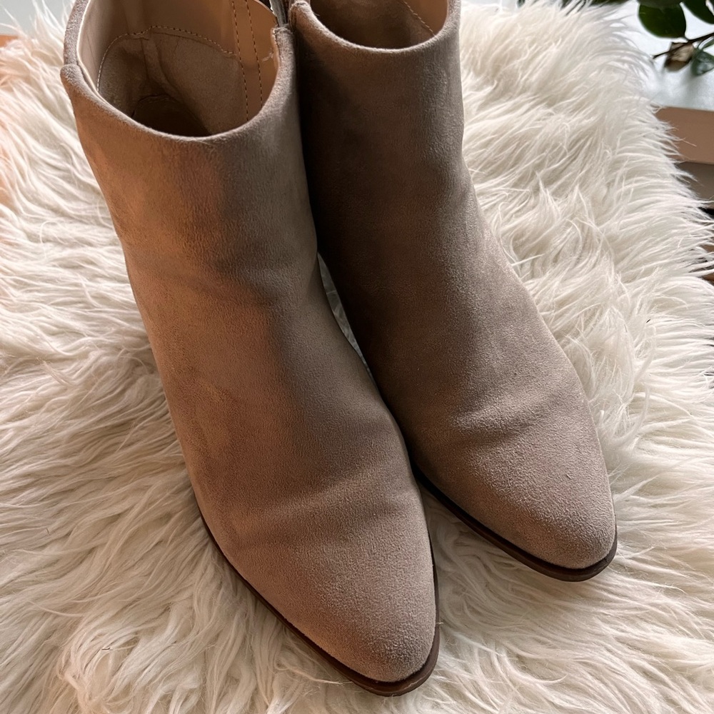 Women's Tan Feaux Suede Boots